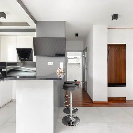 شقة Wola! Big Garden! Cosily! *