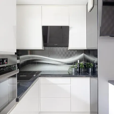 Appartamento Wola! Big Garden! Cosily! Varsavia